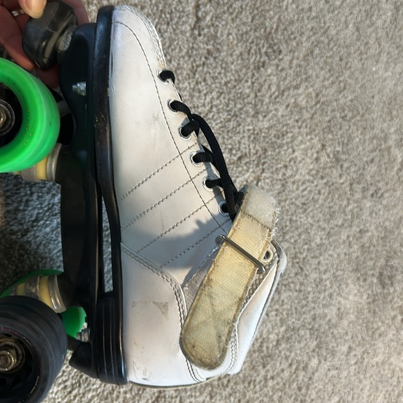 Riedell Cayman Roller Skates R3 - Picture 9 of 16
